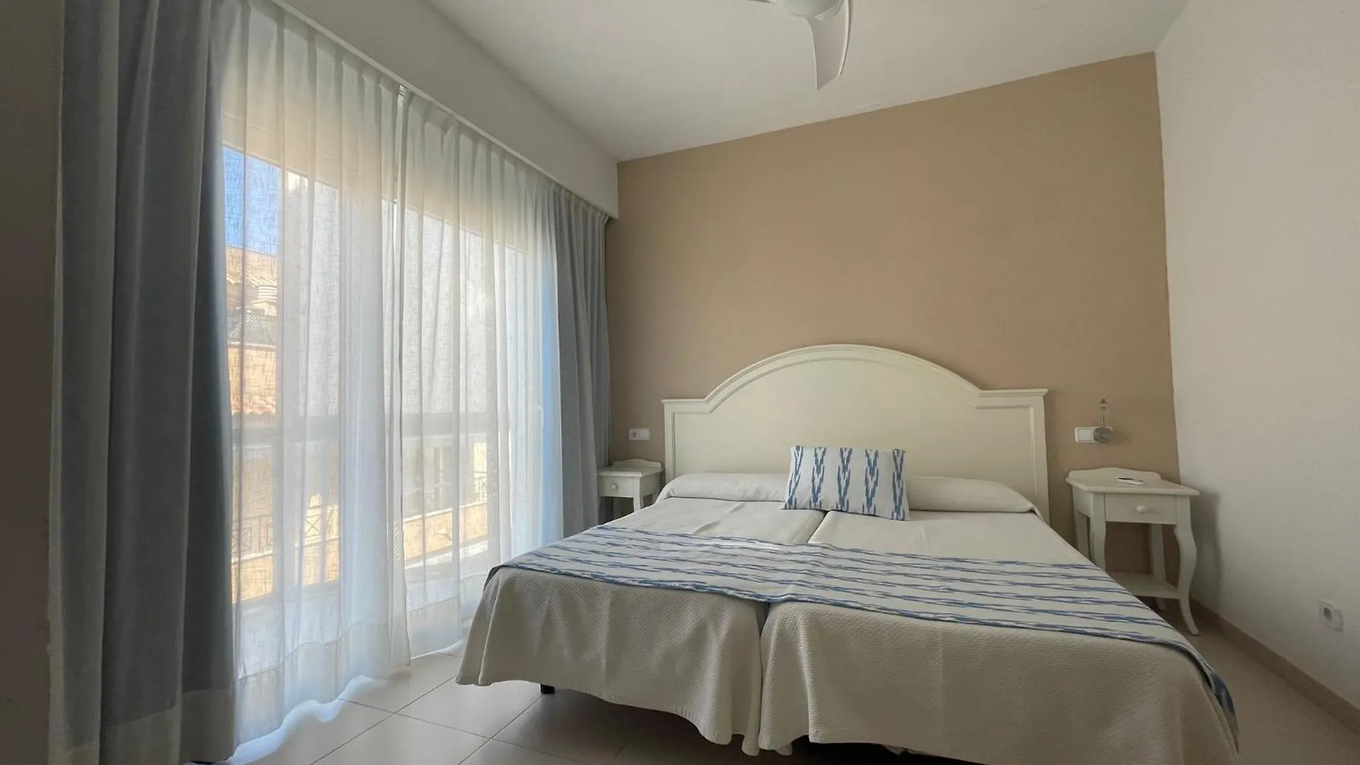 Arcadia Apartment Cala Millor  0*, Cala Millor (Mallorca) Spain